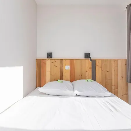 Renove 6 Pers, Et Lumineux, Proche Pistes Et Centre, Avec Balcon Sud - Fr-1-314-148 *
